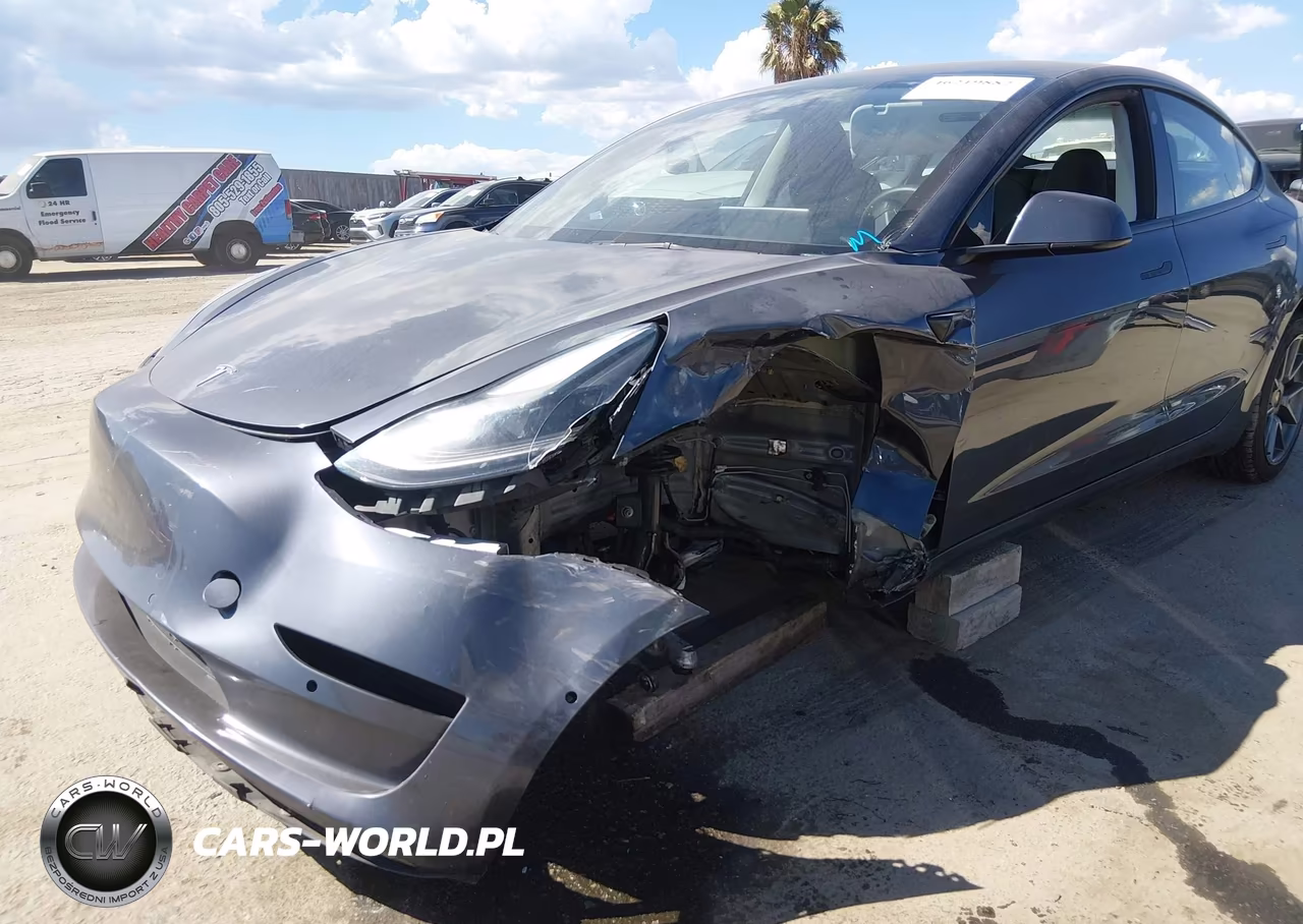 2022 Tesla Model 3 Long Range Dual Motor All-Wheel Drive VIN:5YJ3E1EB8NF255812 - 6