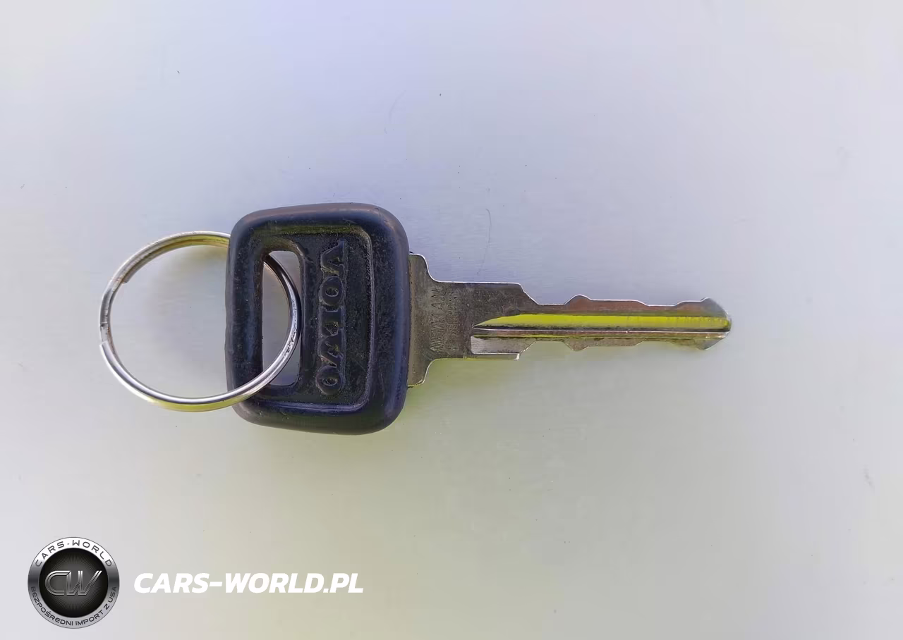 1990 Volvo 240 Dl VIN:YV1AA8845L1415475 - 11
