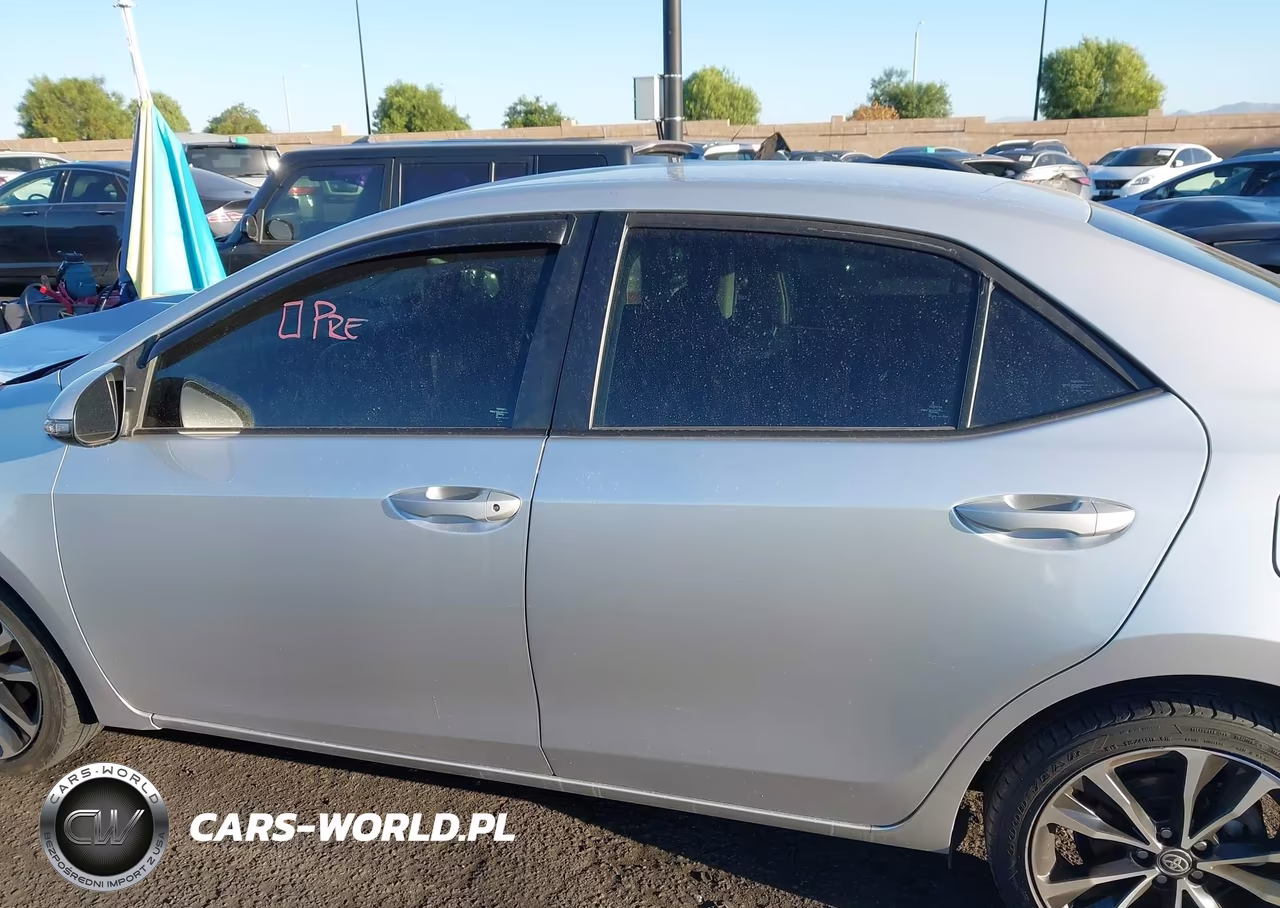 2017 Toyota Corolla Se VIN:5YFBURHE7HP705204 - 15