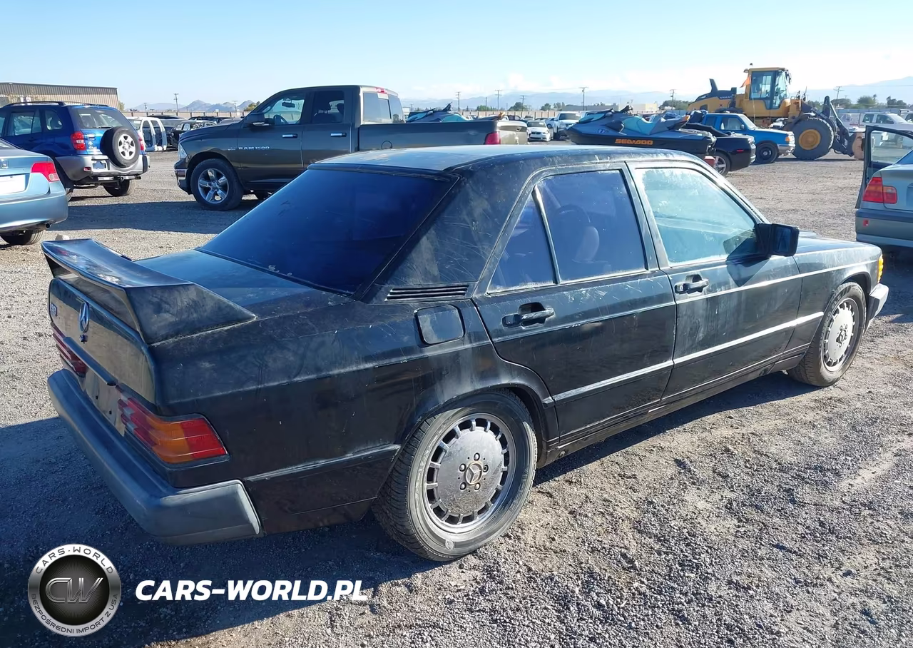 1987 Mercedes-Benz 190 E 2.3 VIN:WDBDA28D8HF373053 - 4