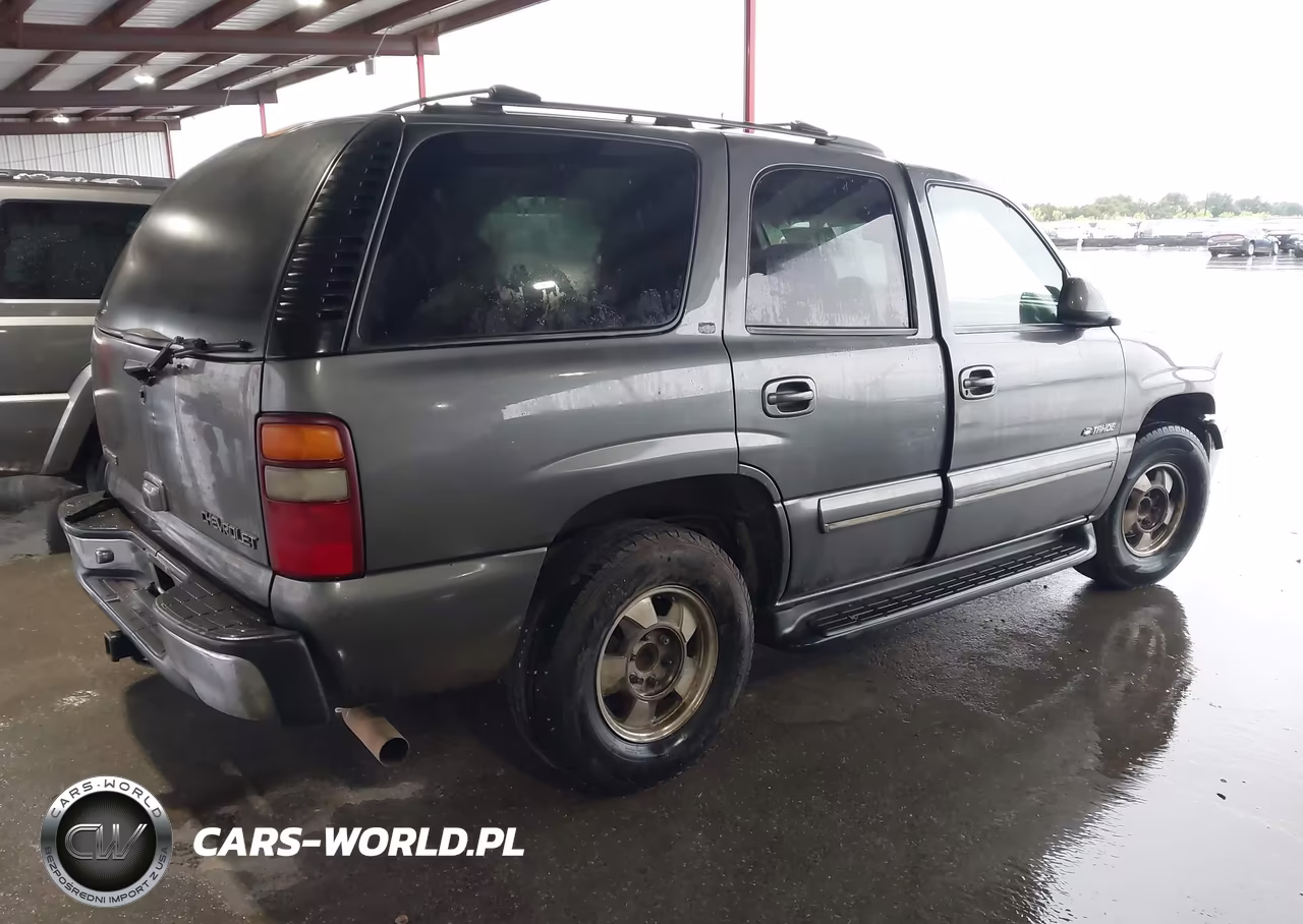 2000 Chevrolet Tahoe All New Lt VIN:1GNEC13T4YJ107770 - 4