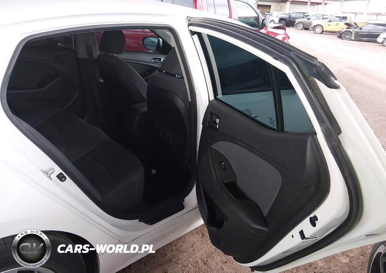 2015 Kia Optima Lx VIN:KNAGM4A78F5640410 - 8