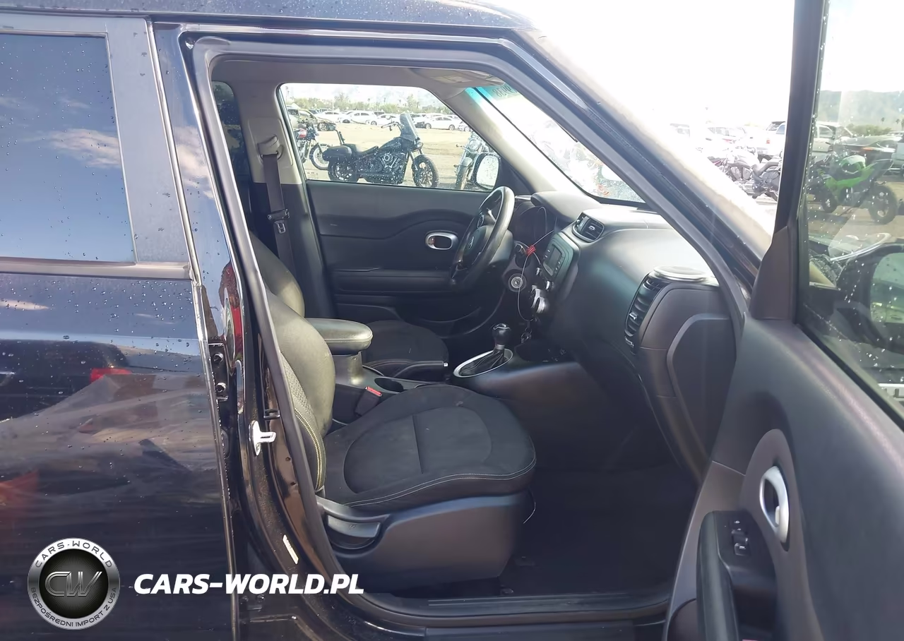 2014 Kia Soul + VIN:KNDJP3A54E7093843 - 5