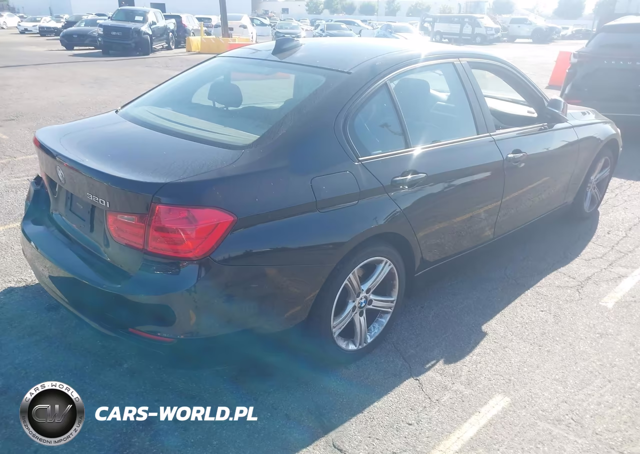 2013 BMW 320I VIN:WBA3B1C57DF462592 - 4