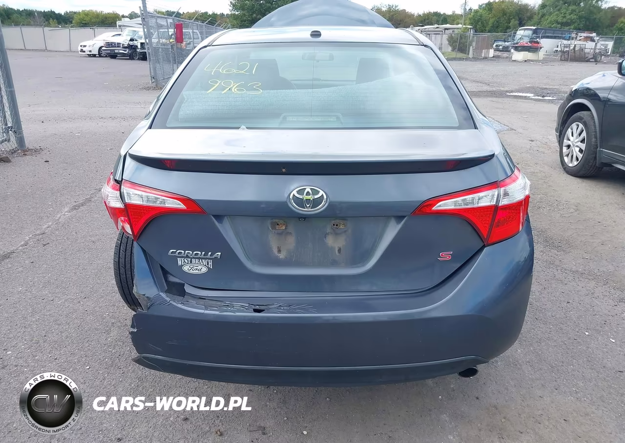2015 Toyota Corolla S Plus VIN:5YFBURHE7FP201751 - 18