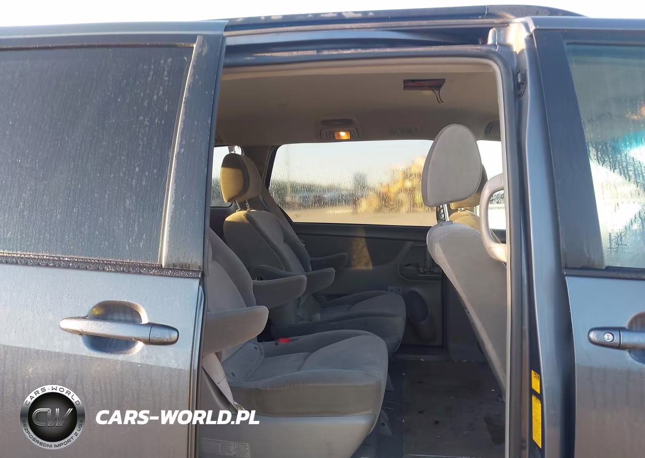 2010 Toyota Sienna Le VIN:5TDKK4CC0AS342367 - 8
