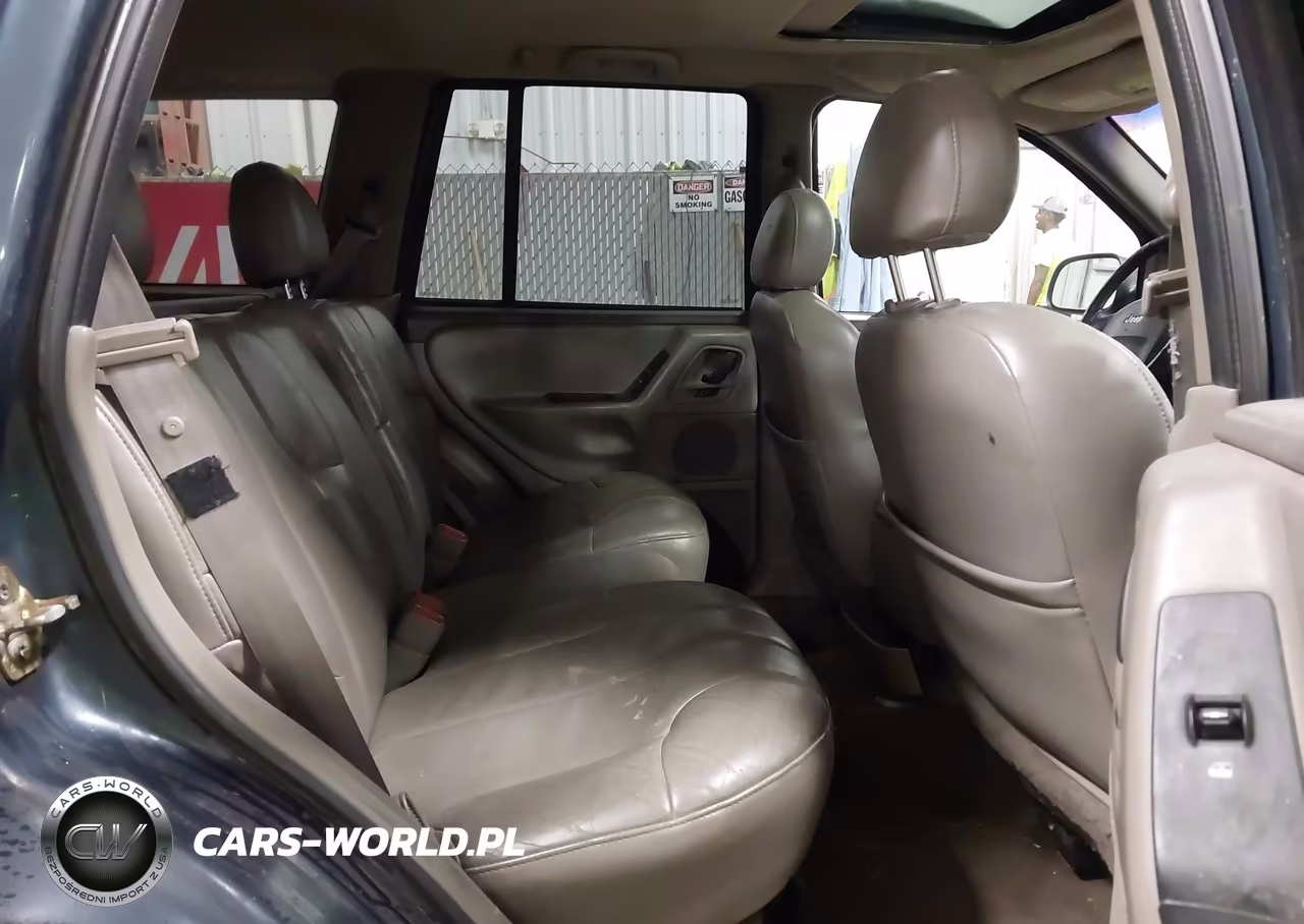 2001 Jeep Grand Cherokee Laredo VIN:1J4GW48S31C674518 - 8