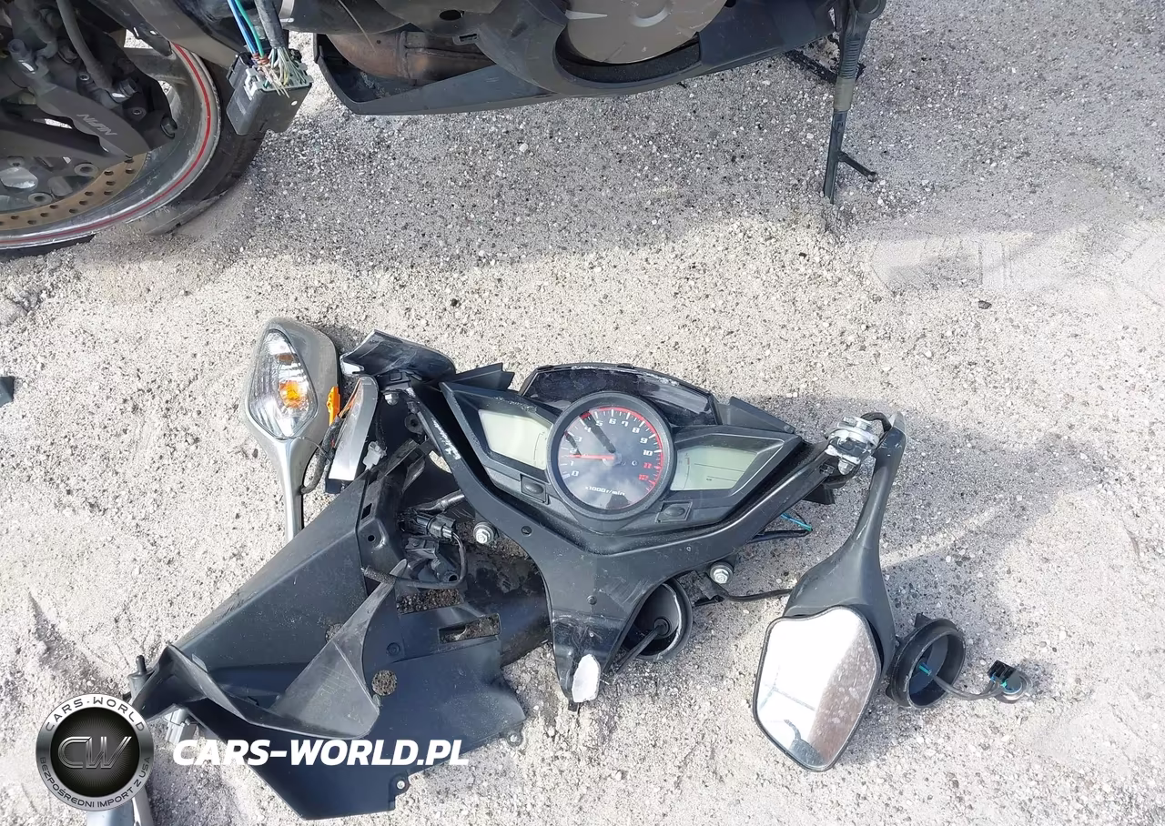 2010 Honda Vfr1200 F VIN:JH2SC6318AK000932 - 7