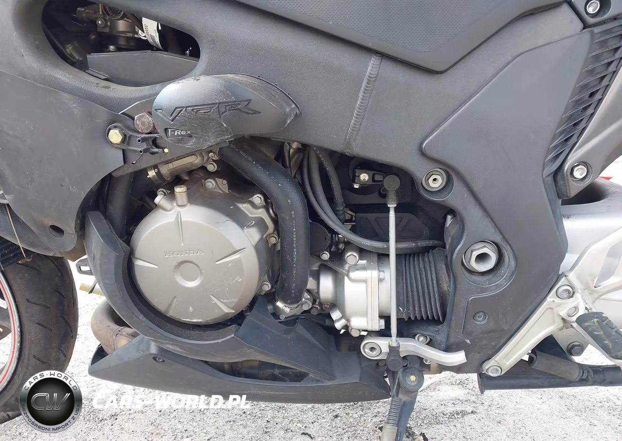 2010 Honda Vfr1200 F VIN:JH2SC6318AK000932 - 9