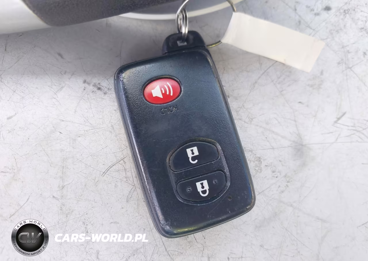 2012 Toyota Prius V Five VIN:JTDZN3EU6C3138814 - 11