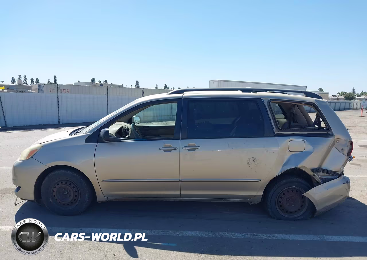 2004 Toyota Sienna Le VIN:5TDZA23C94S060979 - 14