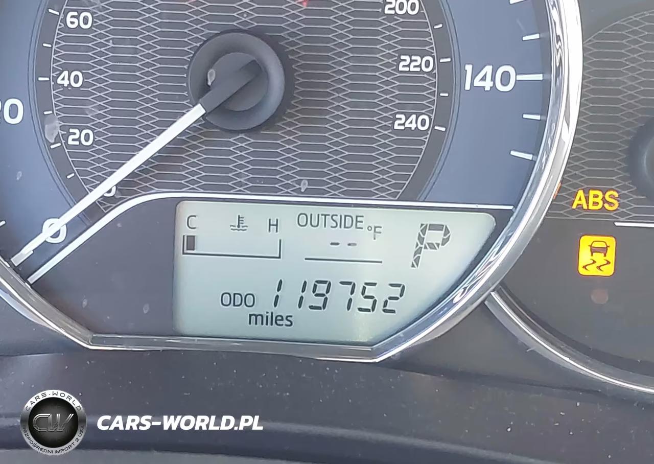 2016 Toyota Corolla Le Plus VIN:5YFBURHE7GP554055 - 16