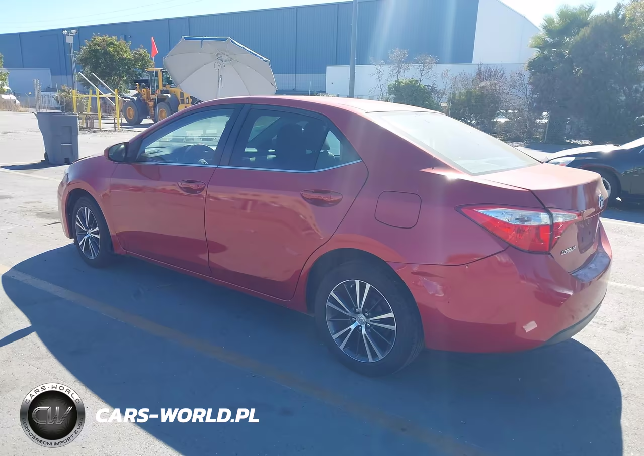 2016 Toyota Corolla Le Plus VIN:5YFBURHE7GP554055 - 3
