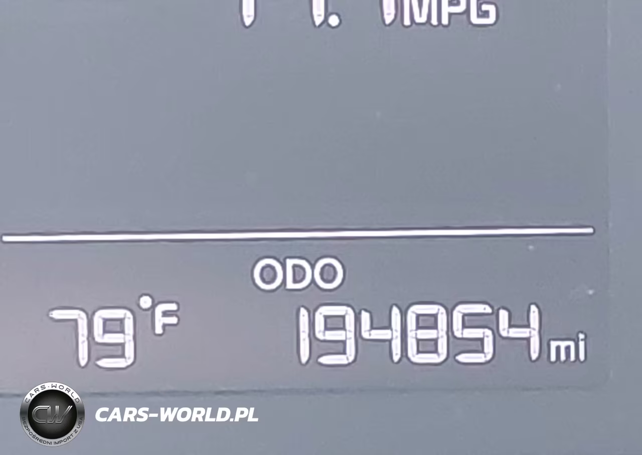 2018 Kia Forte Lx VIN:3KPFK4A79JE260106 - 15