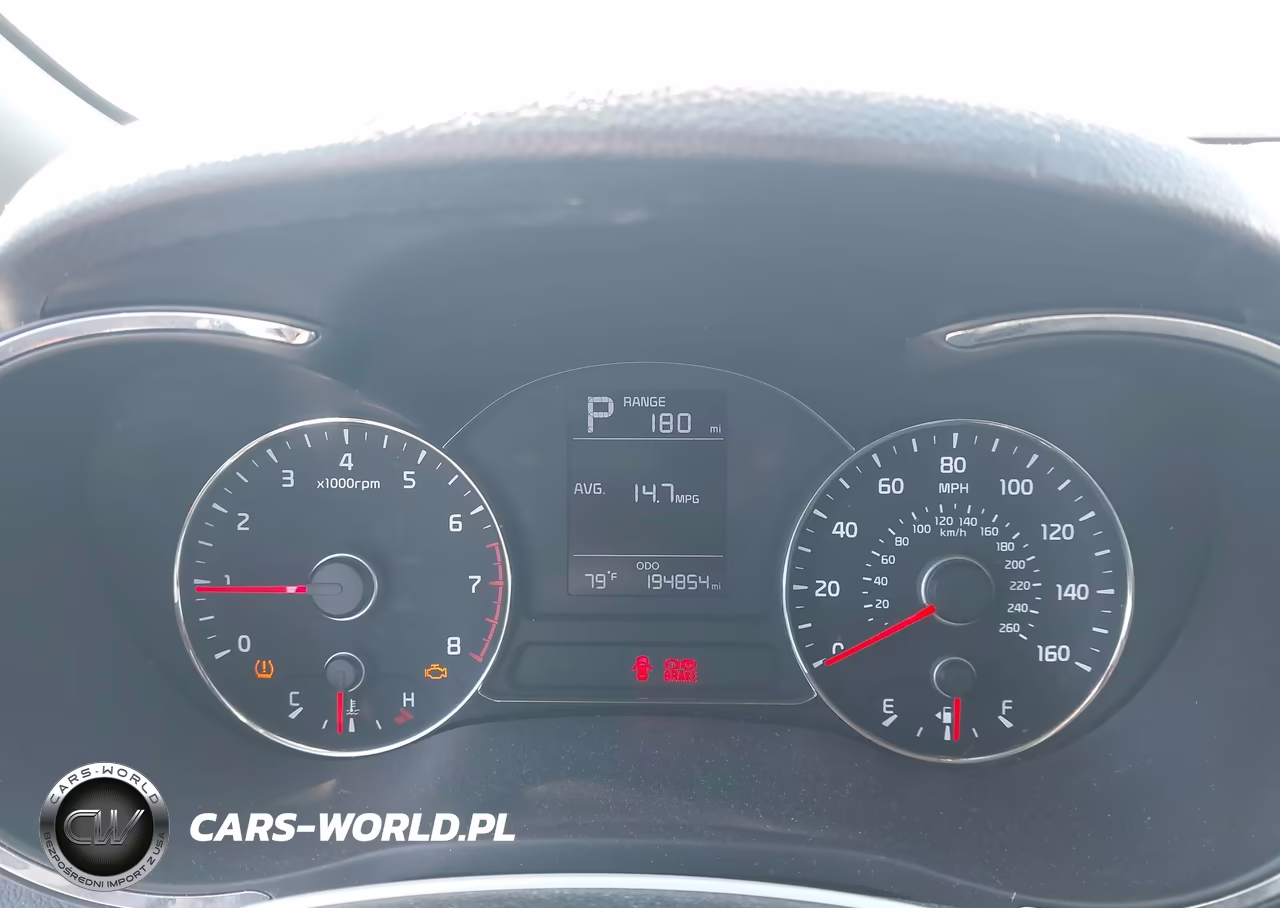 2018 Kia Forte Lx VIN:3KPFK4A79JE260106 - 7