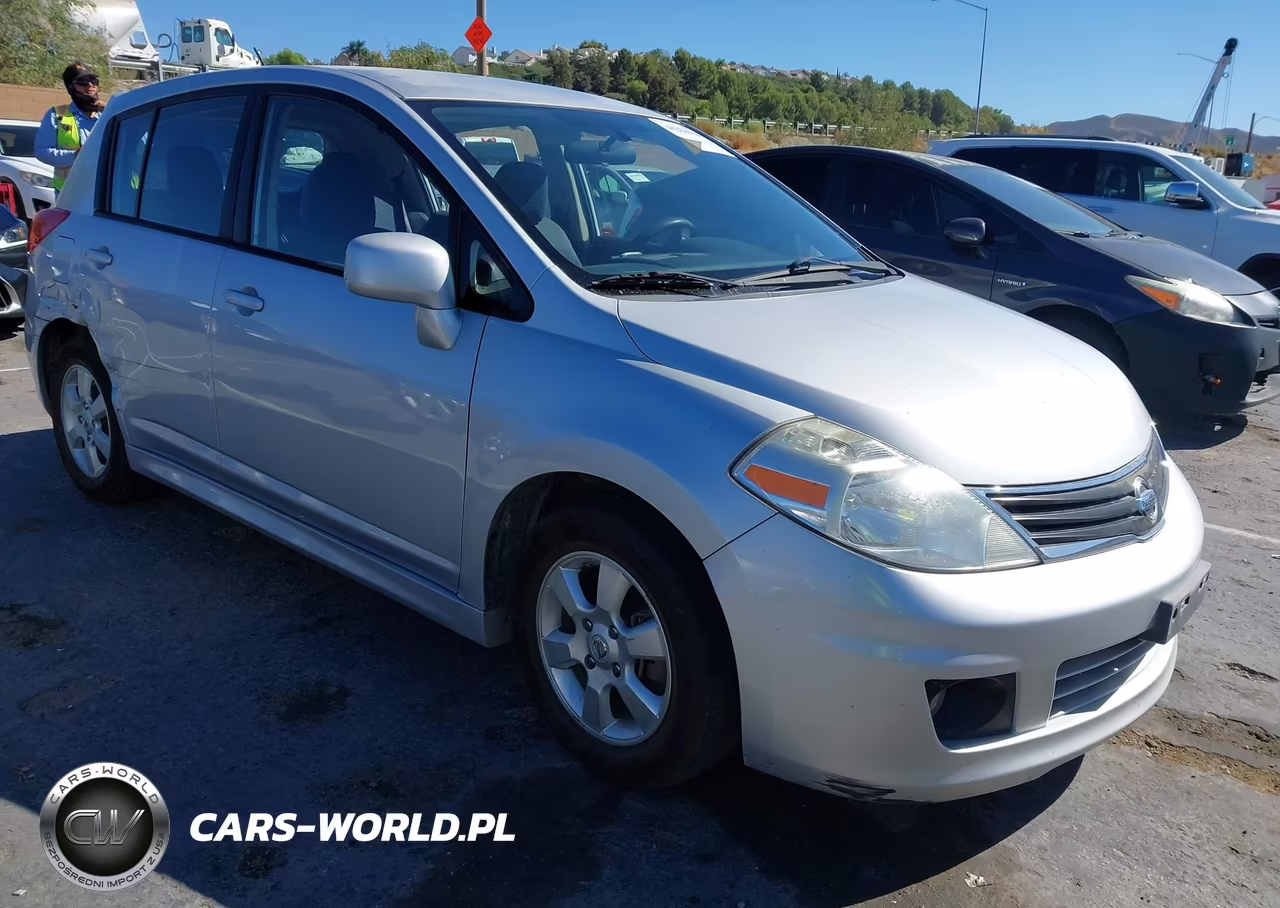 2011 Nissan Versa 1.8Sl
