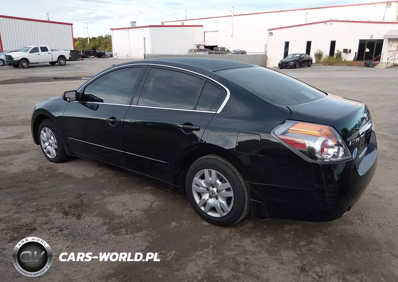 2010 Nissan Altima 2.5 VIN:1N4AL2AP4AC175845 - 3