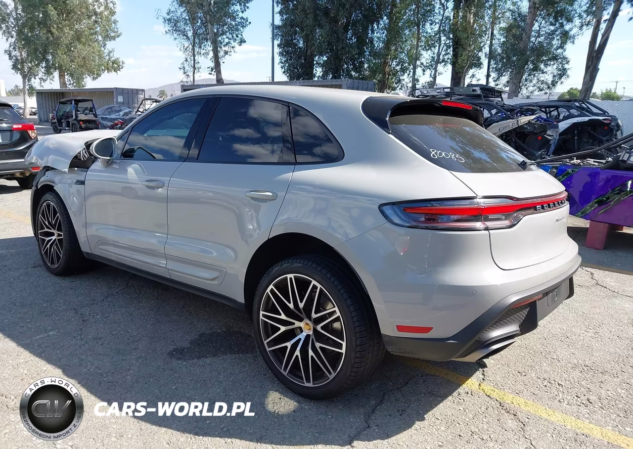 2025 Porsche Macan T VIN:WP1AA2A54SLB04093 - 3