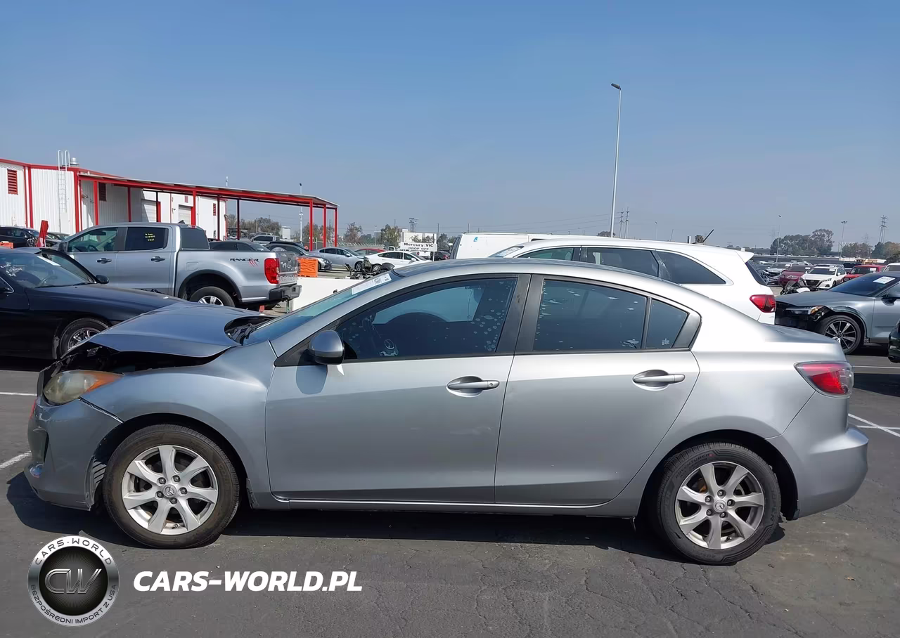 2013 Mazda Mazda3 I Sport VIN:JM1BL1UP0D1785732 - 14