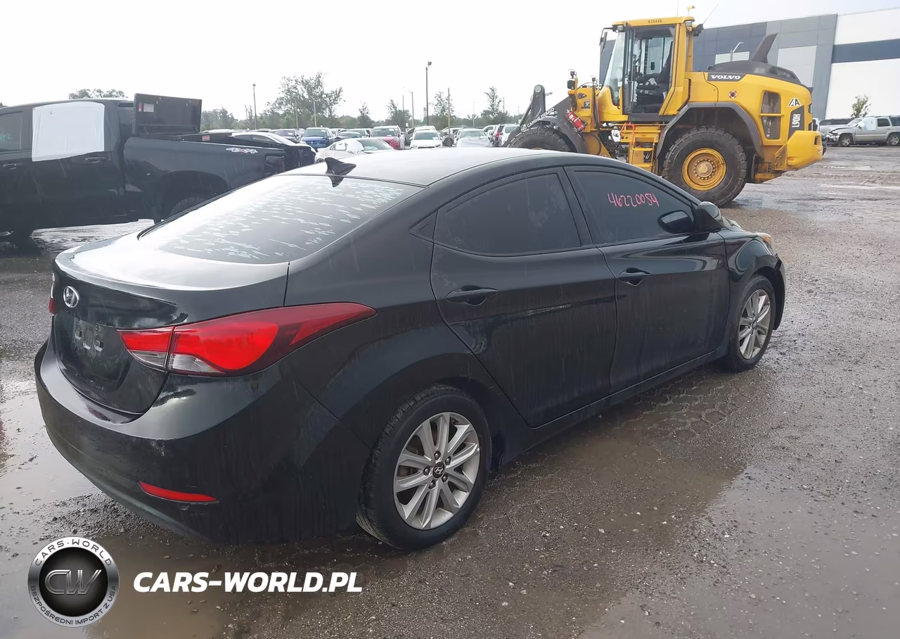 2015 Hyundai Elantra Se VIN:5NPDH4AE2FH577930 - 4