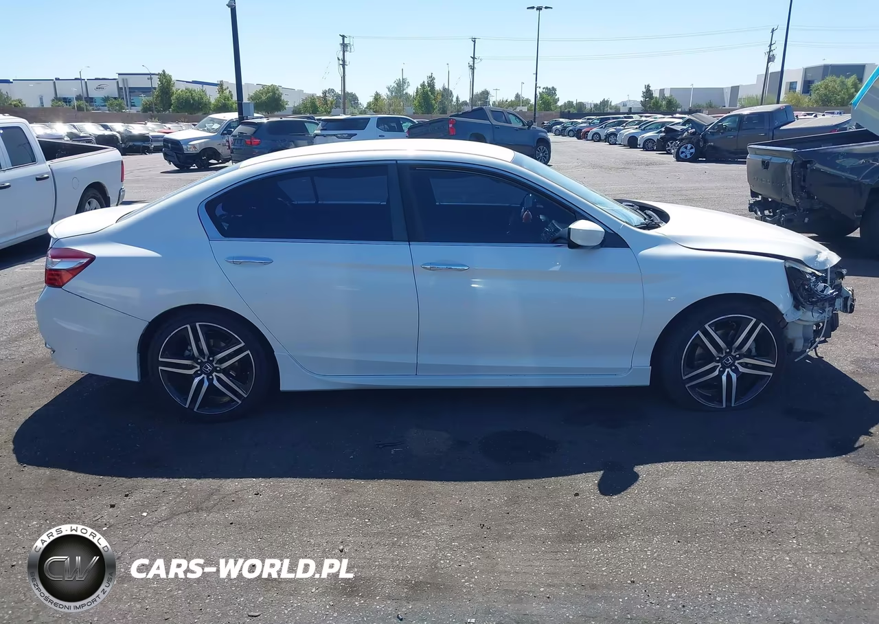 2016 Honda Accord Sport VIN:1HGCR2F52GA220828 - 14