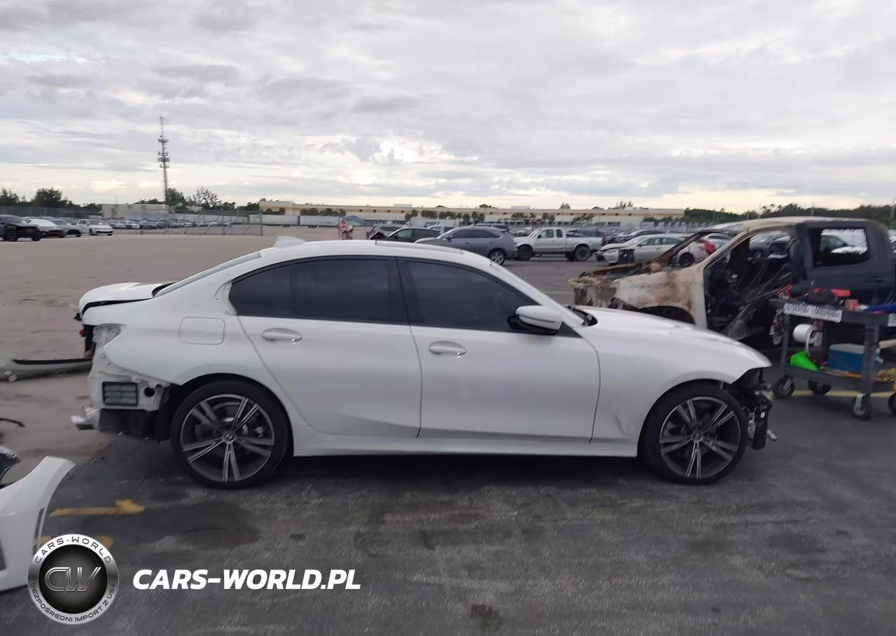 2022 BMW 3 Series 330I VIN:3MW5R1J00N8C43625 - 14