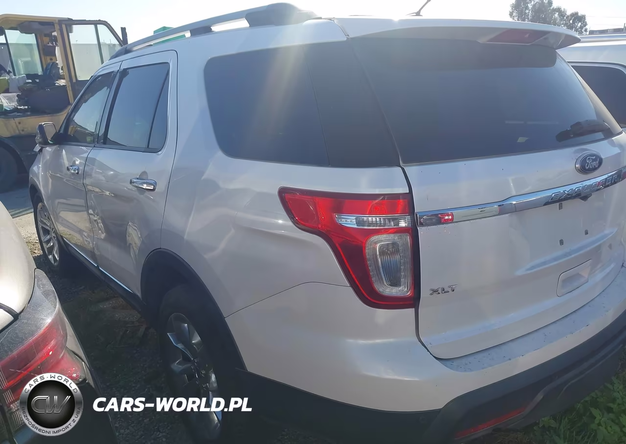 2011 Ford Explorer Xlt VIN:1FMHK7D8XBGA15455 - 3