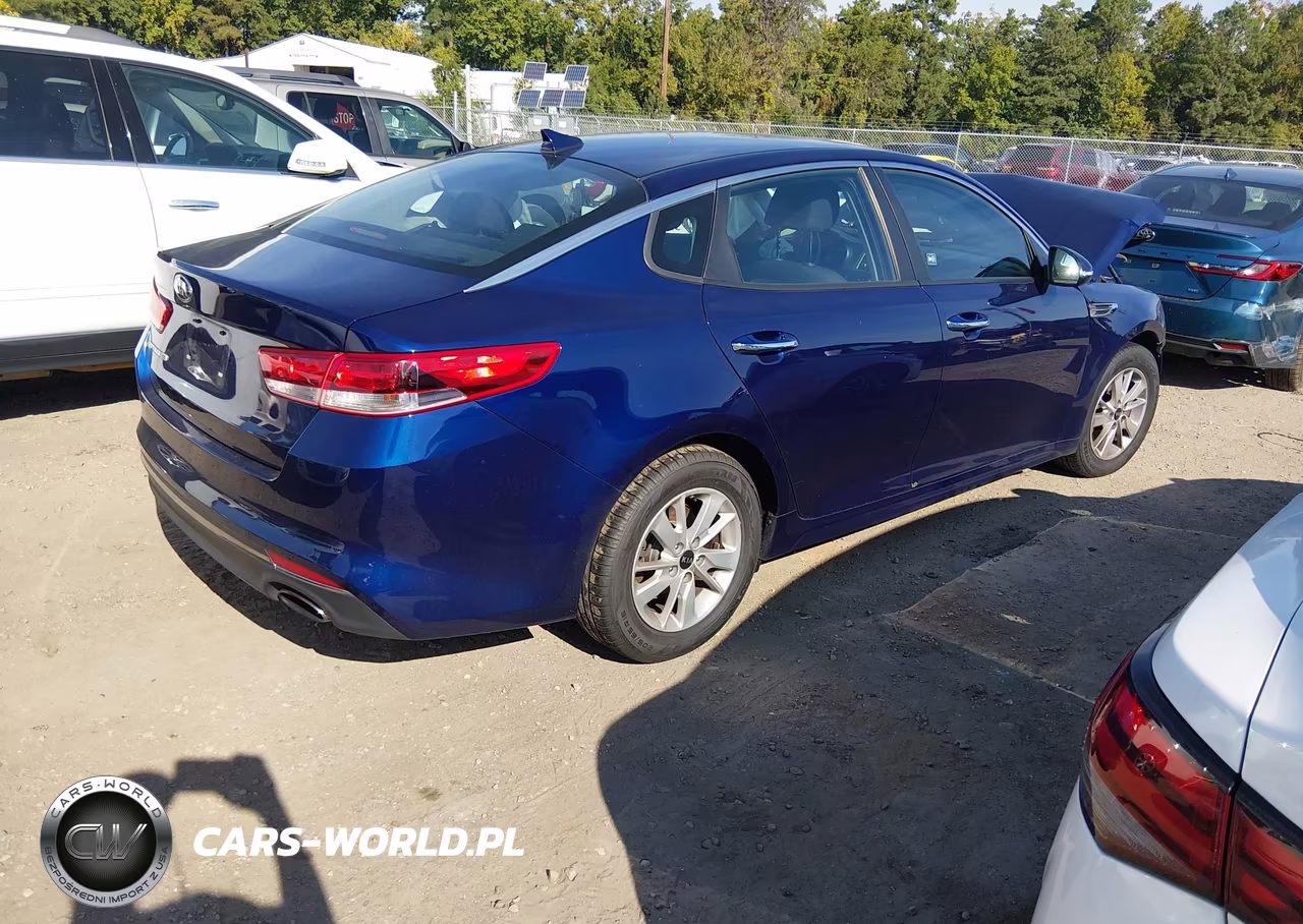 2017 Kia Optima Lx VIN:5XXGT4L34HG123264 - 4