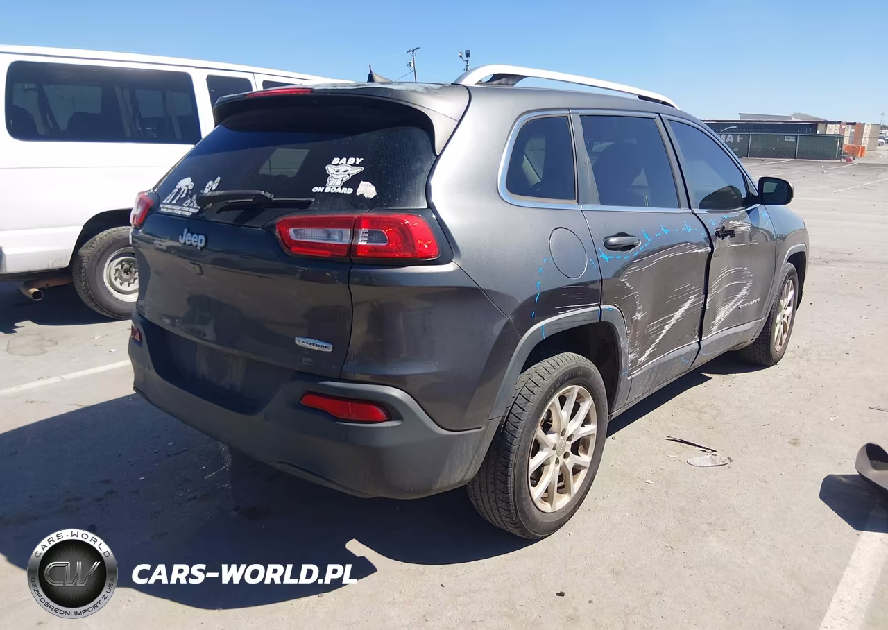 2017 Jeep Cherokee Latitude Fwd VIN:1C4PJLCB9HW560201 - 4