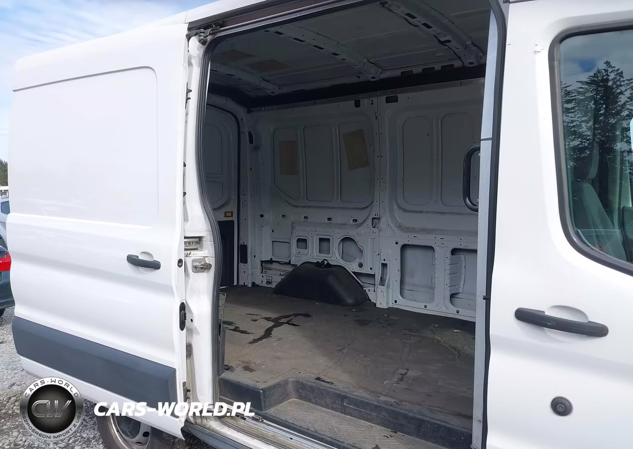 2018 Ford Transit-250 VIN:1FTYR1CM1JKA53504 - 8