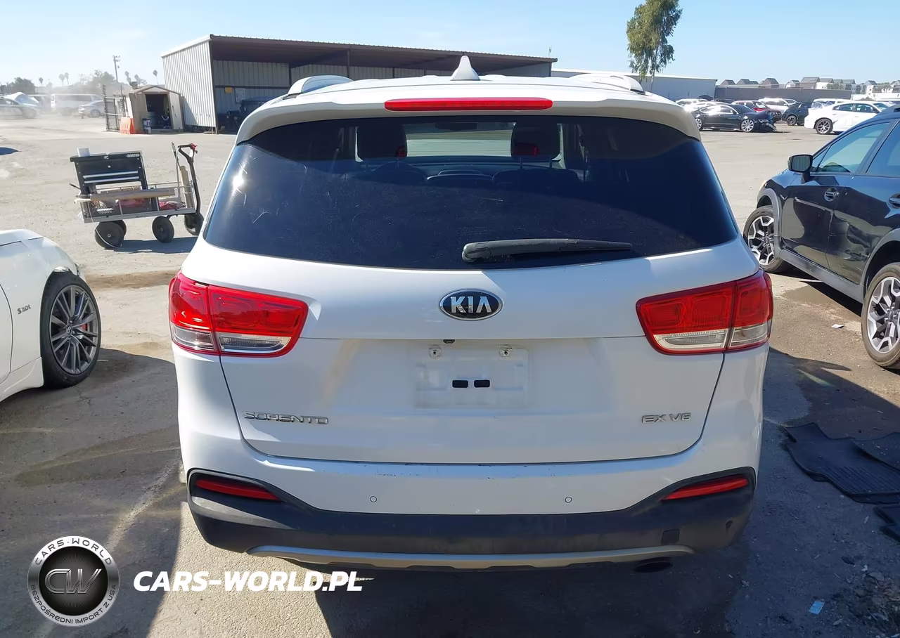 2017 Kia Sorento 3.3L Ex VIN:5XYPH4A50HG222374 - 16