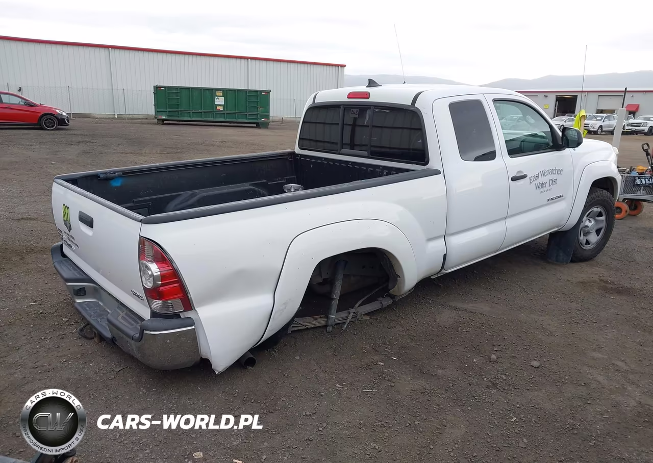 2014 Toyota Tacoma VIN:5TFUX4EN7EX026019 - 4