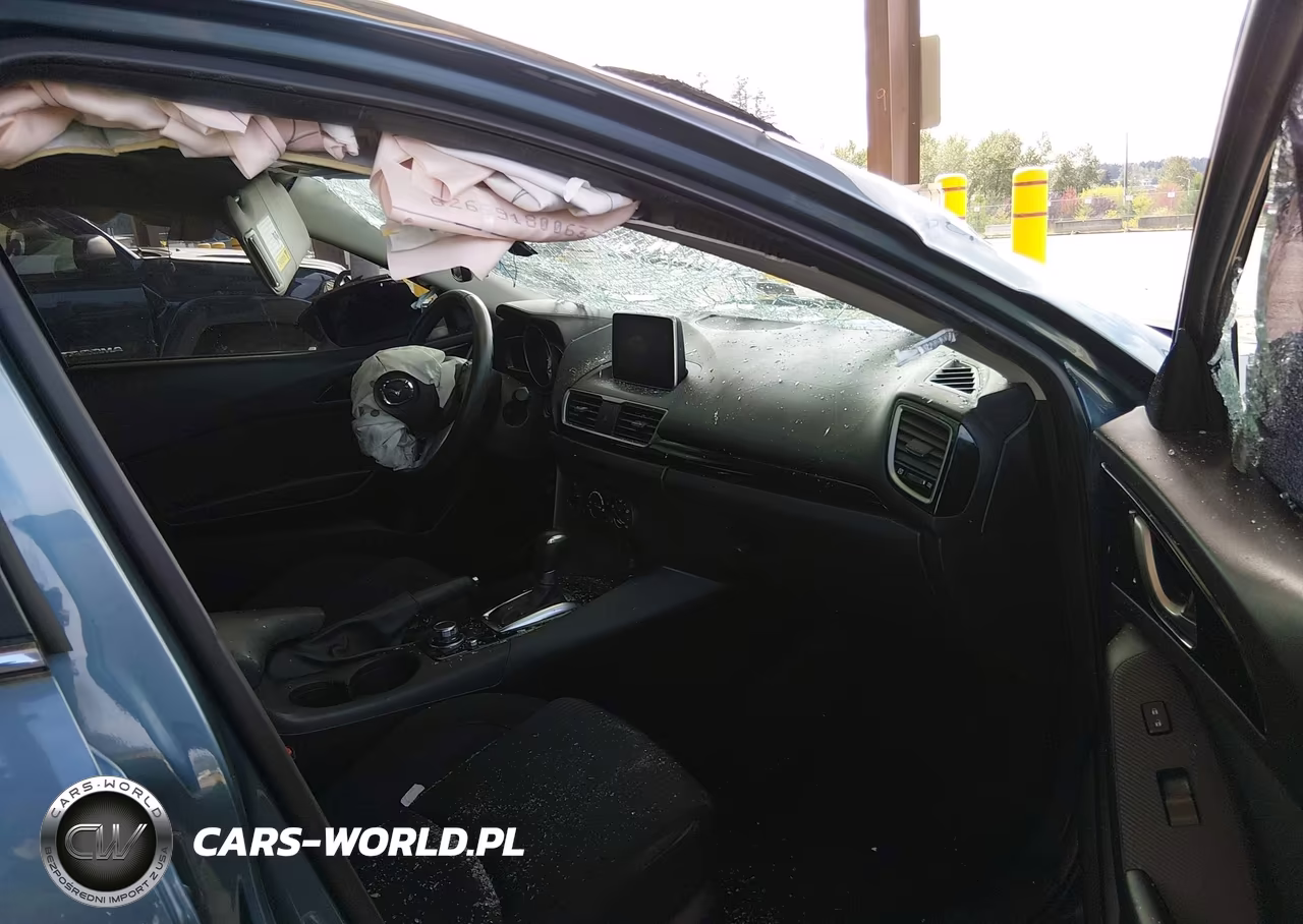 2015 Mazda Mazda3 I Touring VIN:JM1BM1V79F1245276 - 5