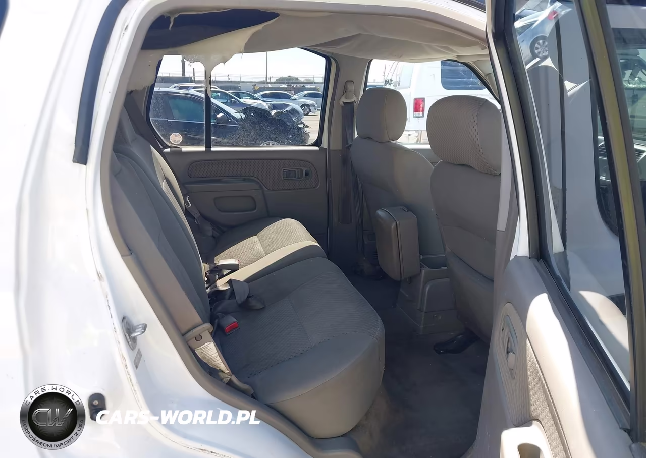 2002 Nissan Xterra Xe VIN:5N1ED28T82C606339 - 8