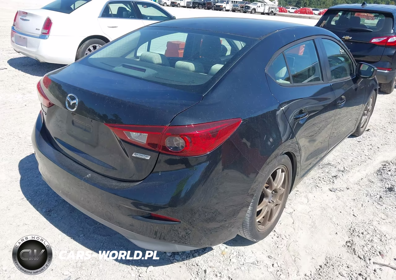 2015 Mazda Mazda3 I Sport VIN:3MZBM1U76FM174197 - 4