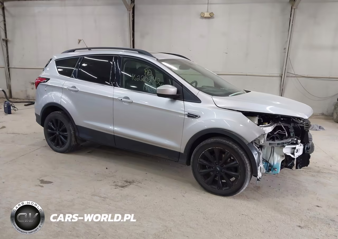 2019 Ford Escape Sel