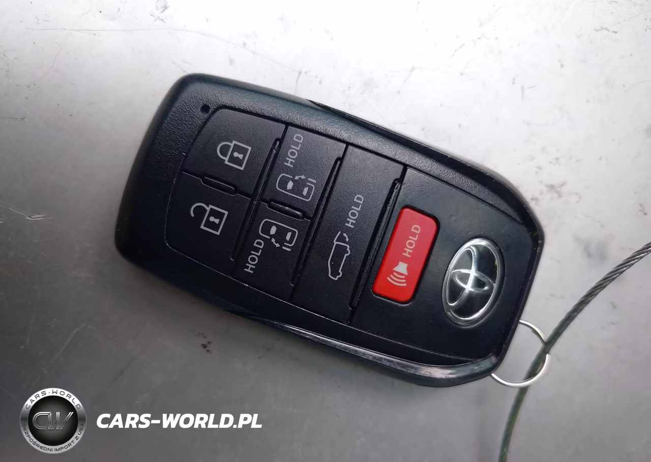 2026 Toyota Sienna Xle VIN:5TDYRKECXTS296220 - 11