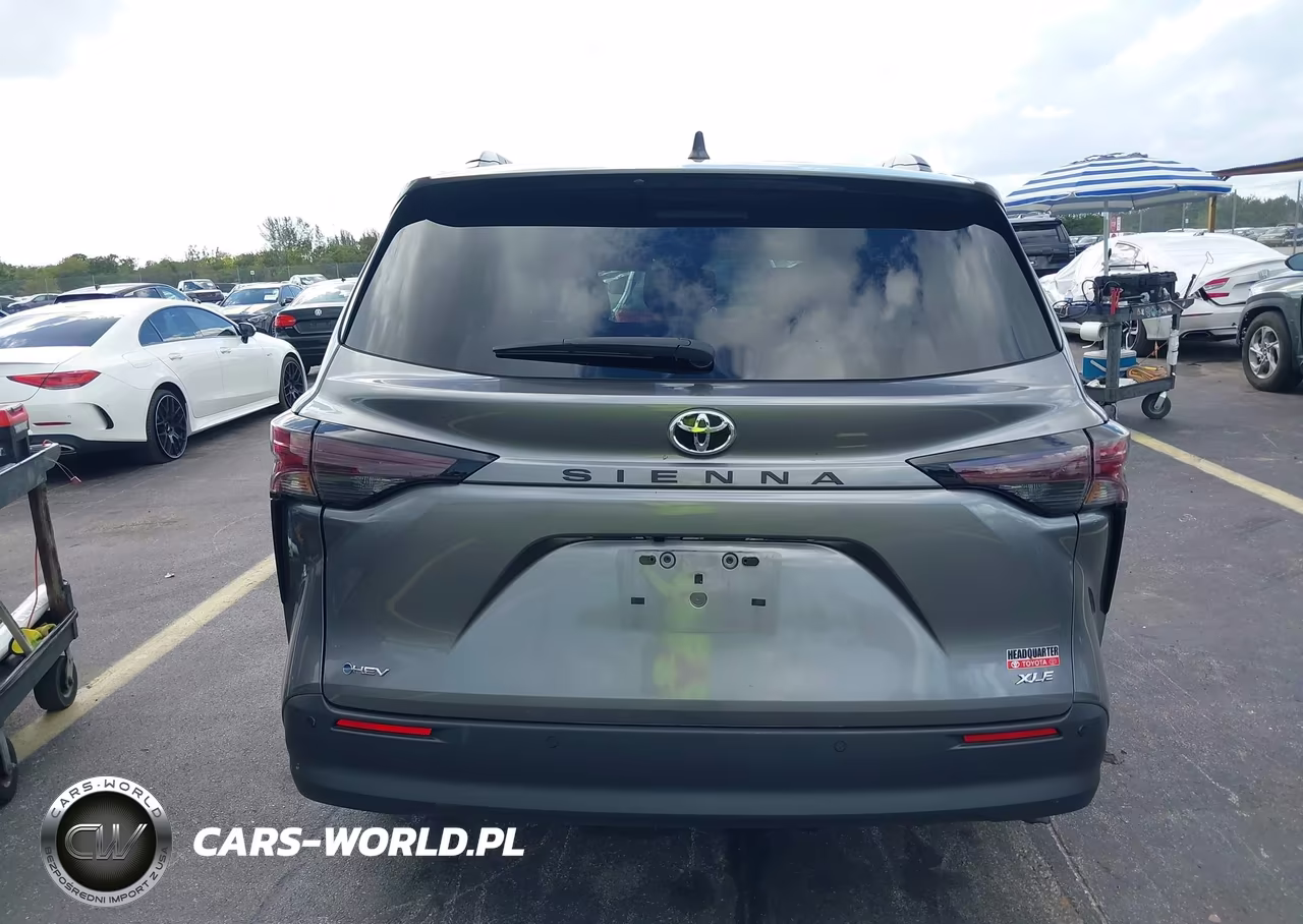 2026 Toyota Sienna Xle VIN:5TDYRKECXTS296220 - 17