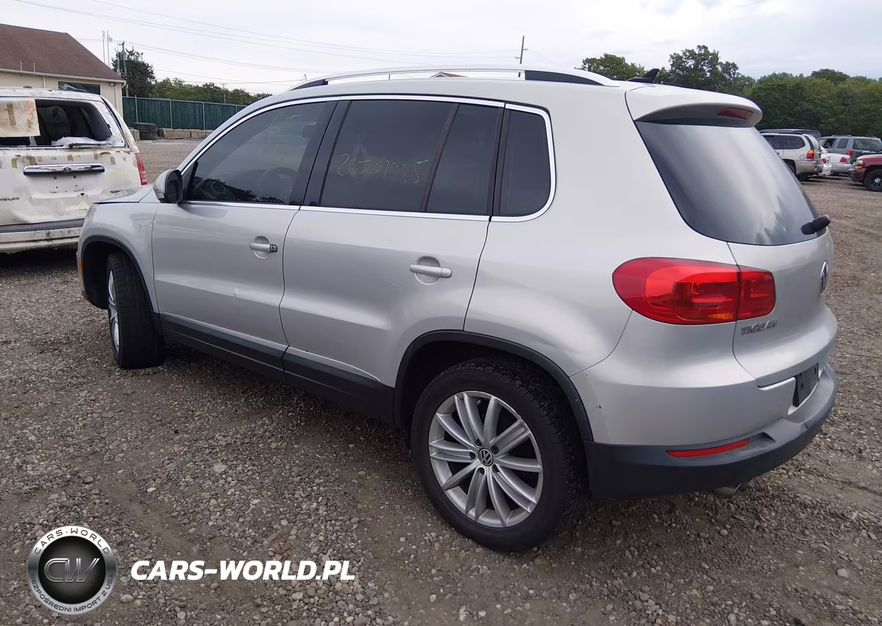 2013 Volkswagen Tiguan Se VIN:WVGAV7AX6DW501564 - 3