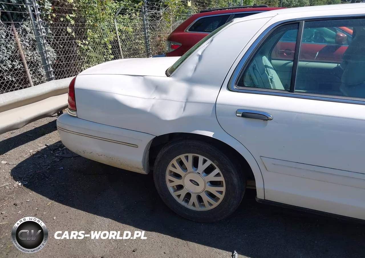 2003 Ford Crown Victoria Lx VIN:2FAFP74WX3X191712 - 6