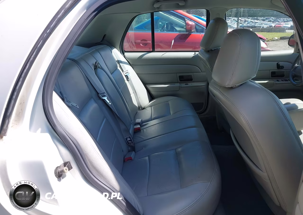 2003 Ford Crown Victoria Lx VIN:2FAFP74WX3X191712 - 8