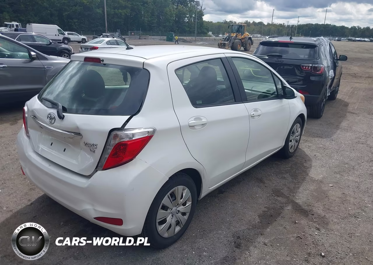 2013 Toyota Yaris Le VIN:JTDKTUD38DD553831 - 4