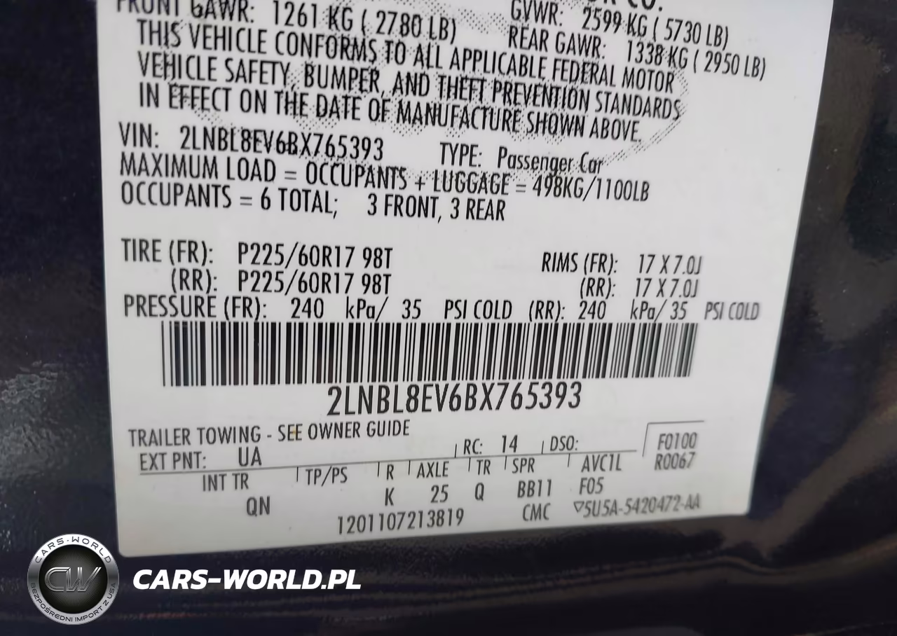 2011 Lincoln Town Car Executive L VIN:2LNBL8EV6BX765393 - 9