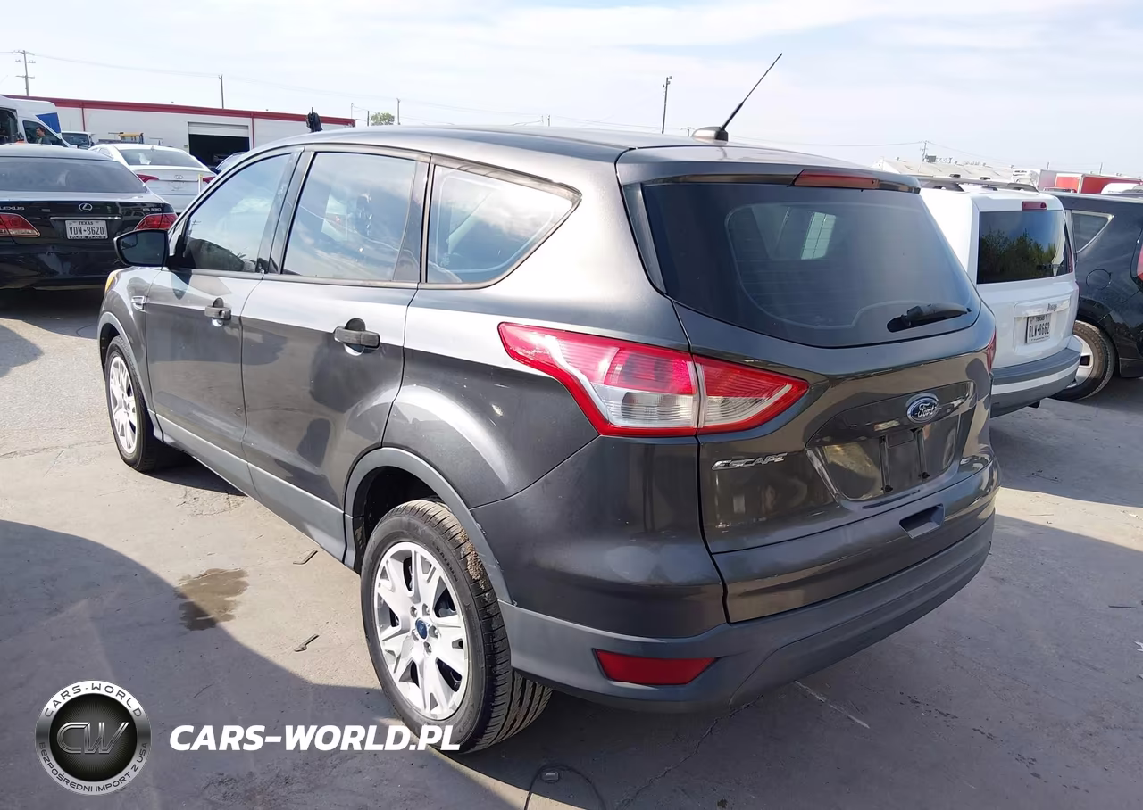 2015 Ford Escape S VIN:1FMCU0F76FUC24389 - 3