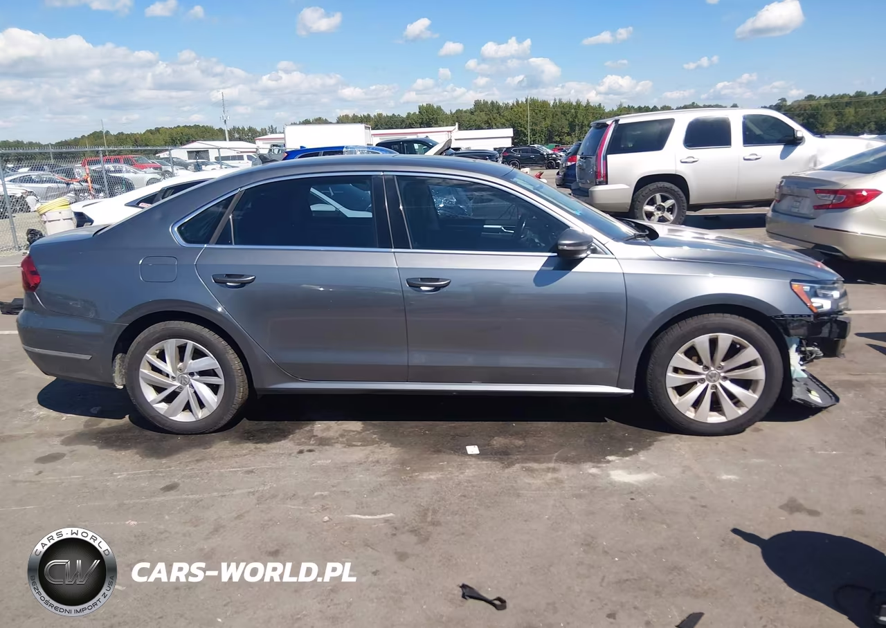 2018 Volkswagen Passat 2.0T Se VIN:1VWBA7A35JC000385 - 14