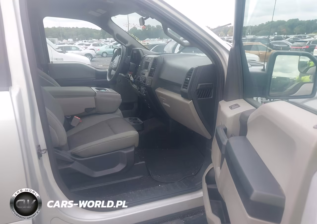 2018 Ford F-150 Xl VIN:1FTMF1C55JKF68733 - 5