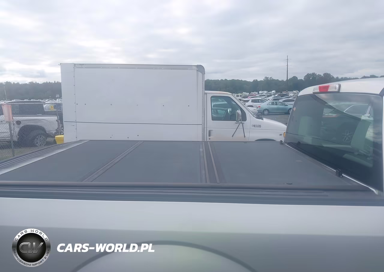 2018 Ford F-150 Xl VIN:1FTMF1C55JKF68733 - 8