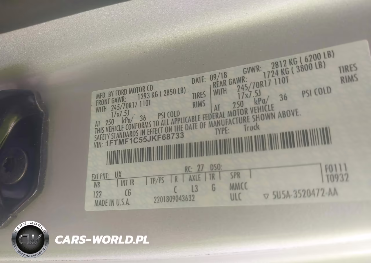 2018 Ford F-150 Xl VIN:1FTMF1C55JKF68733 - 9