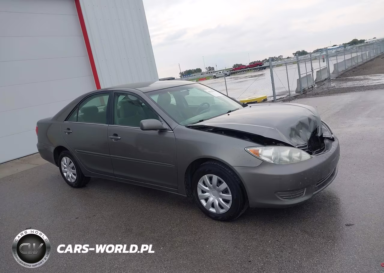 2005 Toyota Camry Le VIN:4T1BE32K05U511049 - 13