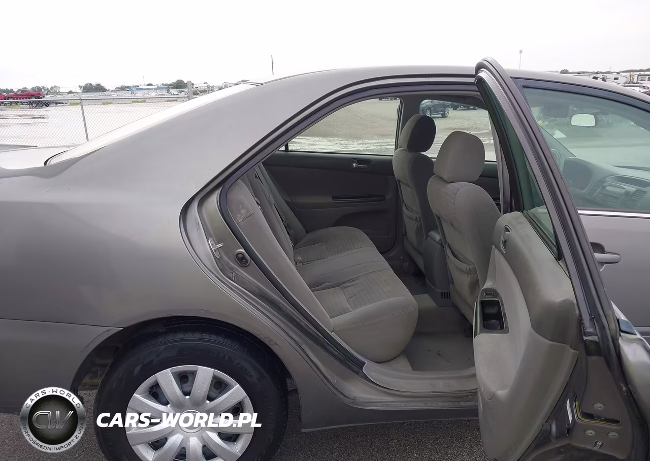 2005 Toyota Camry Le VIN:4T1BE32K05U511049 - 8